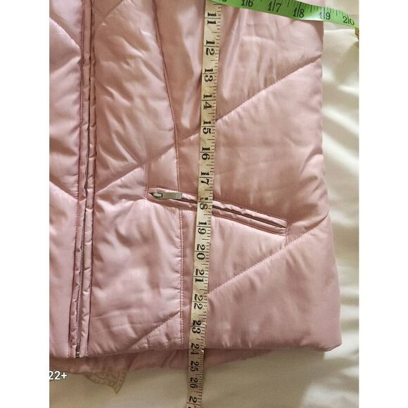V20  Liz Claiborne pink quilted puffer vest - Picture 9 of 11